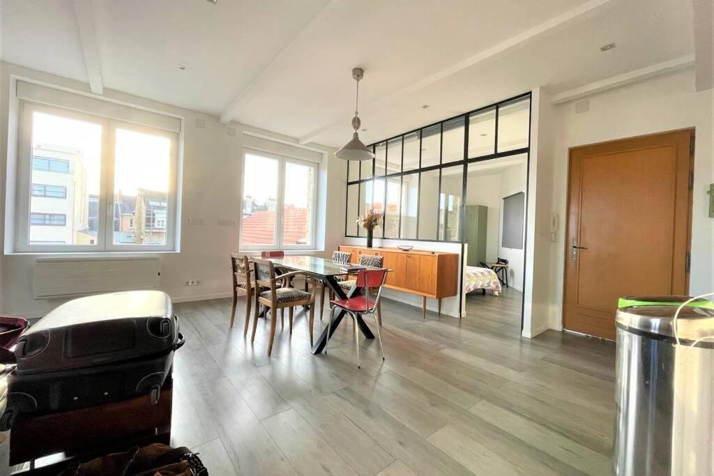 Ferienwohnung Superbe Loft 100M2 Proche Cathedrale Avec Parking Reims Exterior foto