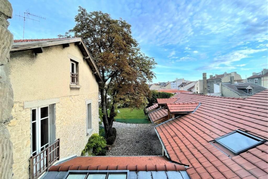 Ferienwohnung Superbe Loft 100M2 Proche Cathedrale Avec Parking Reims Exterior foto
